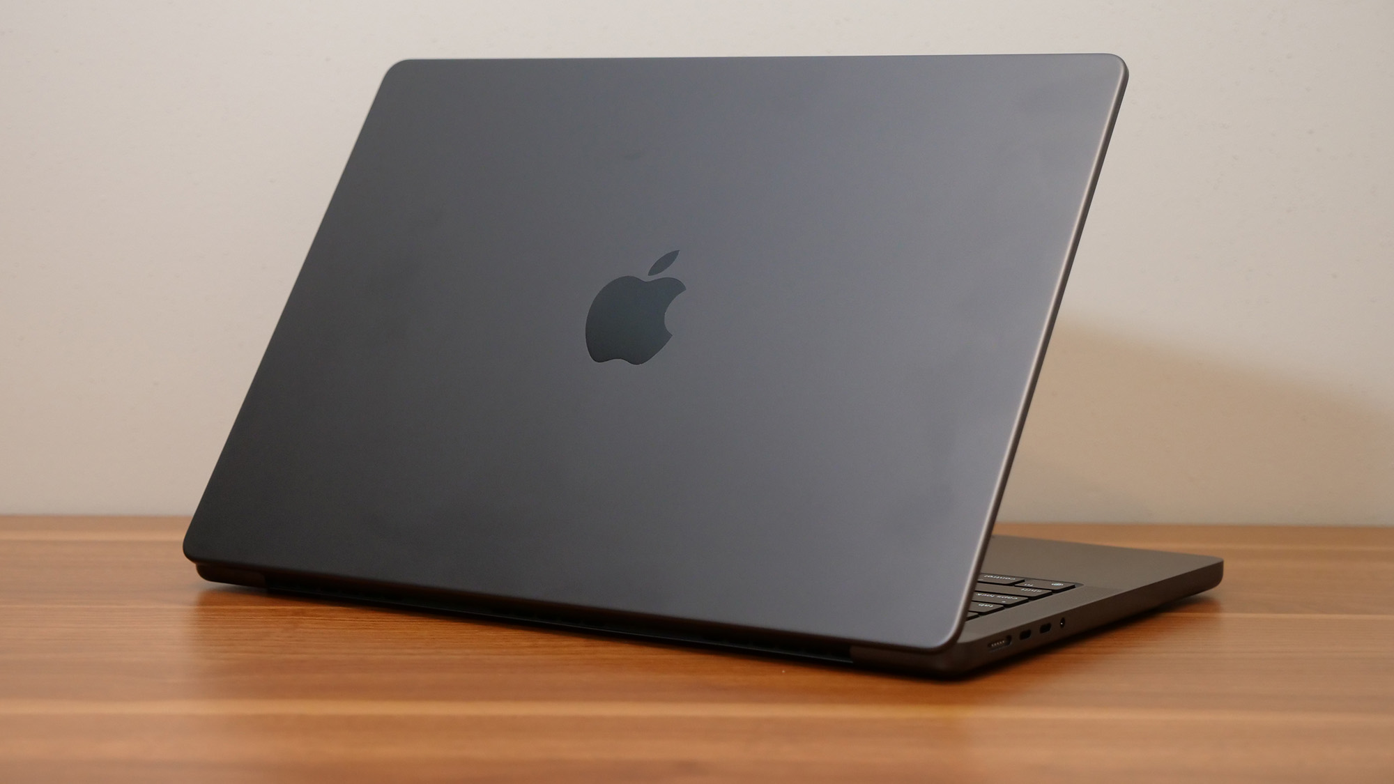 Apple MacBook M5